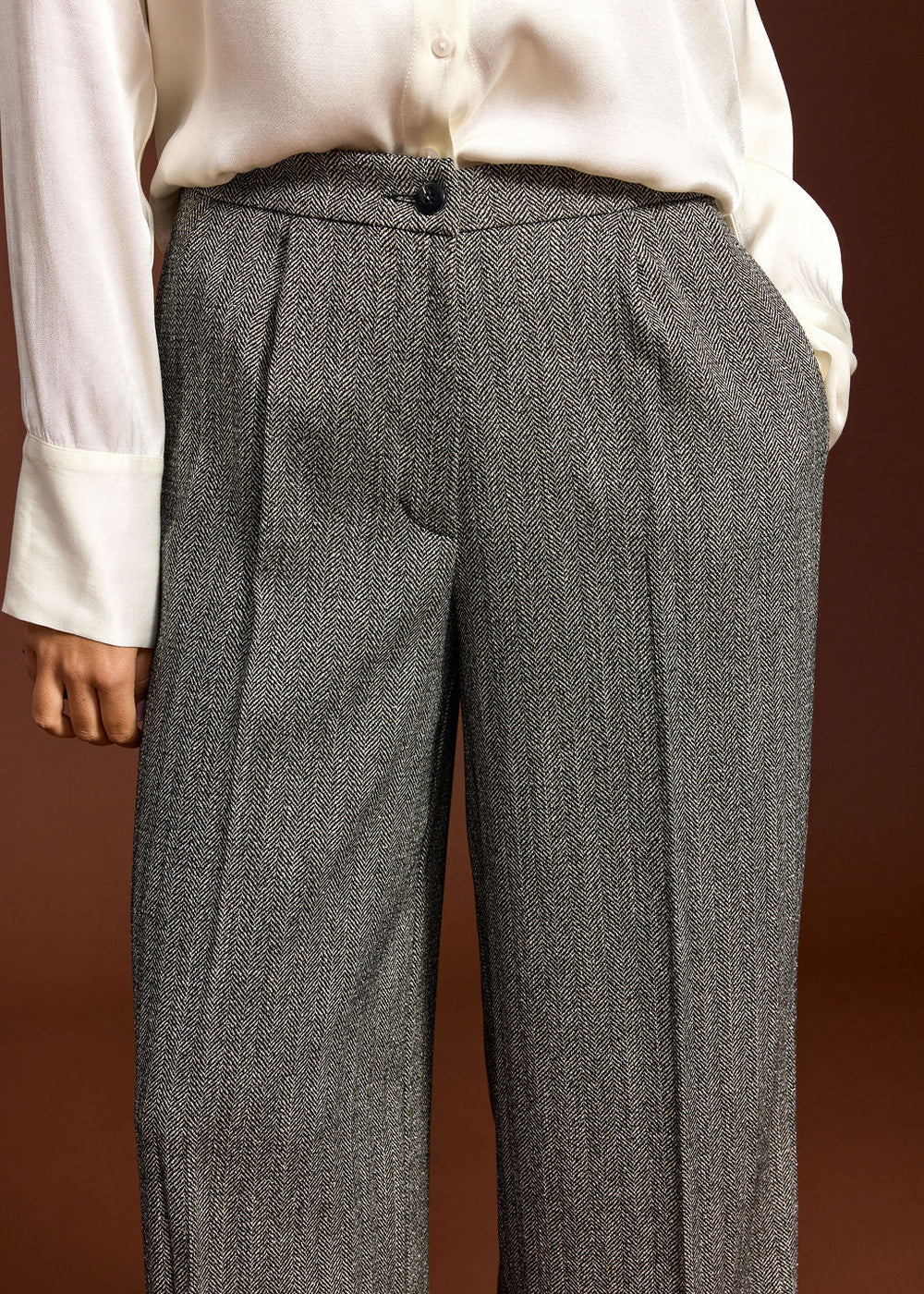 PANTALON À PINCES MATT CHEVRONS