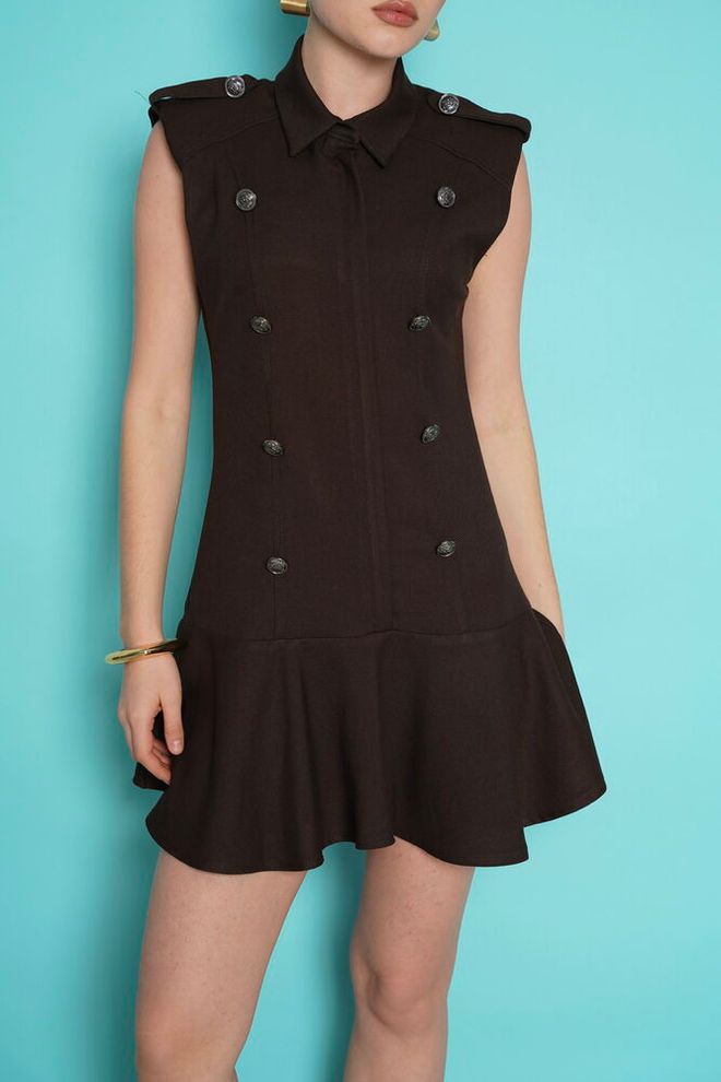 Robe courte avec Encolure Échancrée Et Manches Mancherons