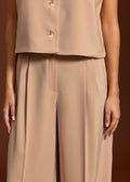 GILET COURT BIANCO CAMEL
178 €