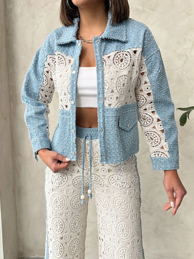 Veste dentelée et pallettée