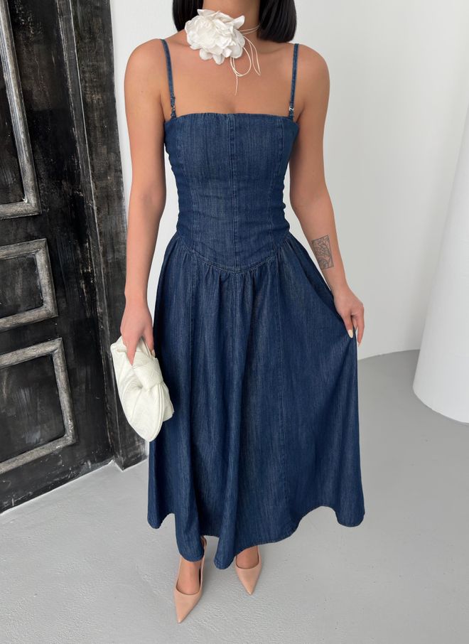Robe en jeans à bretelles