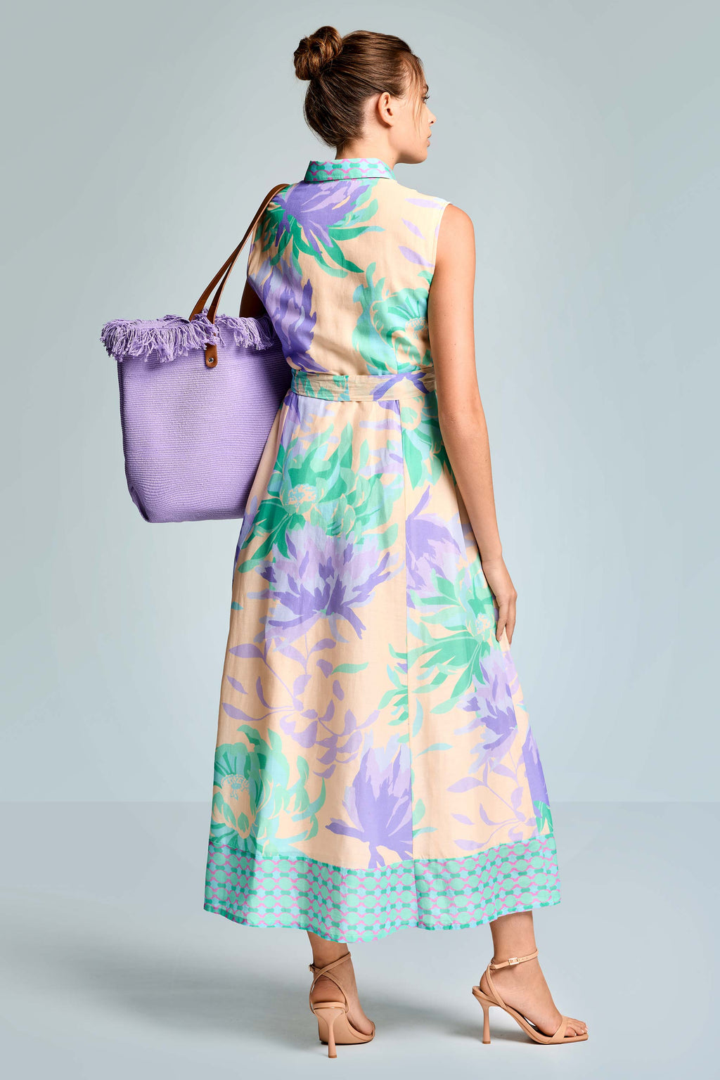 Robe longue sans manche