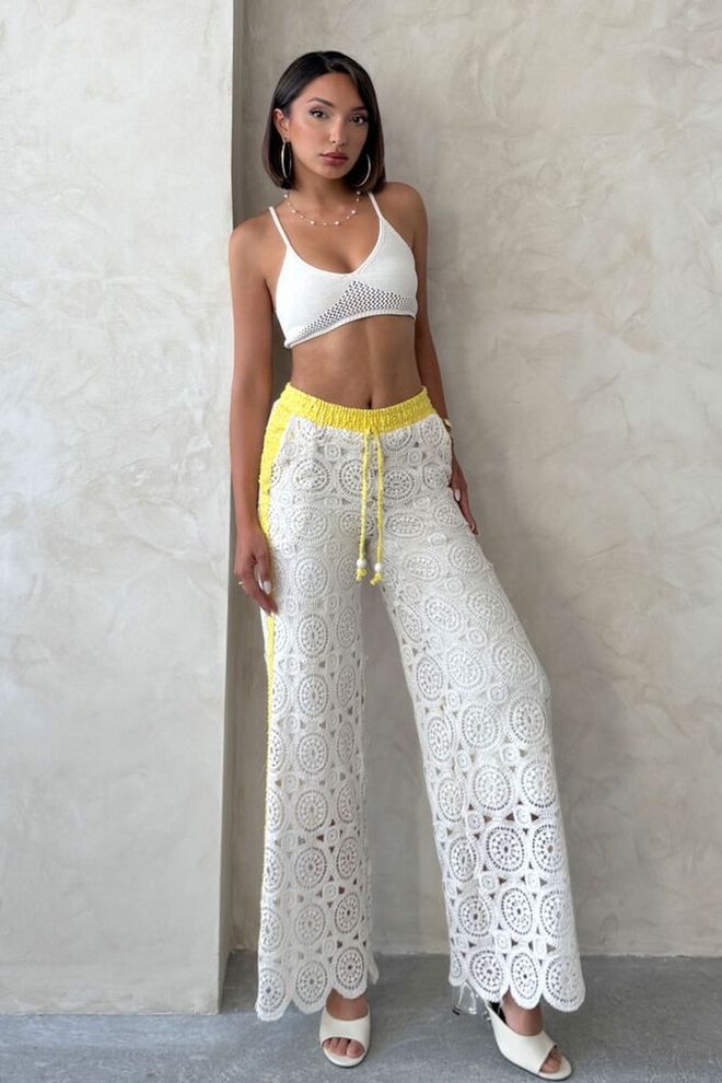Pantalon dentelle et palletté