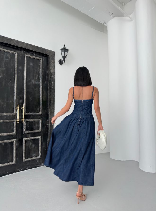 Robe en jeans à bretelles