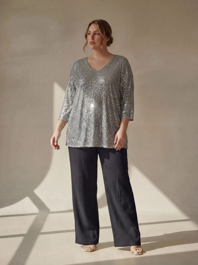 Blouse sequins