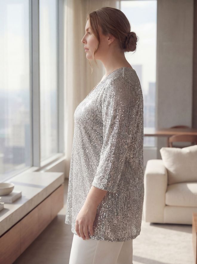 Blouse sequins