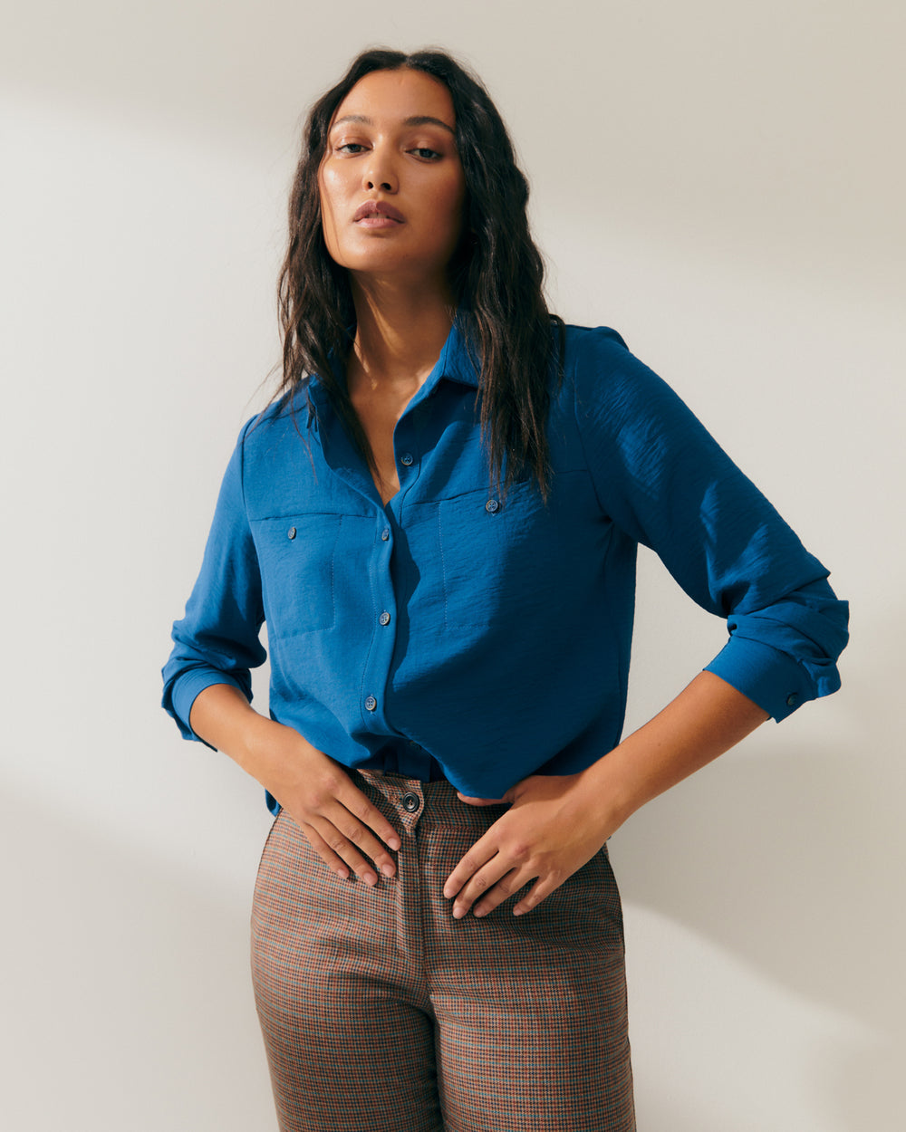 Chemise à manches longues pour femme avec col chemise